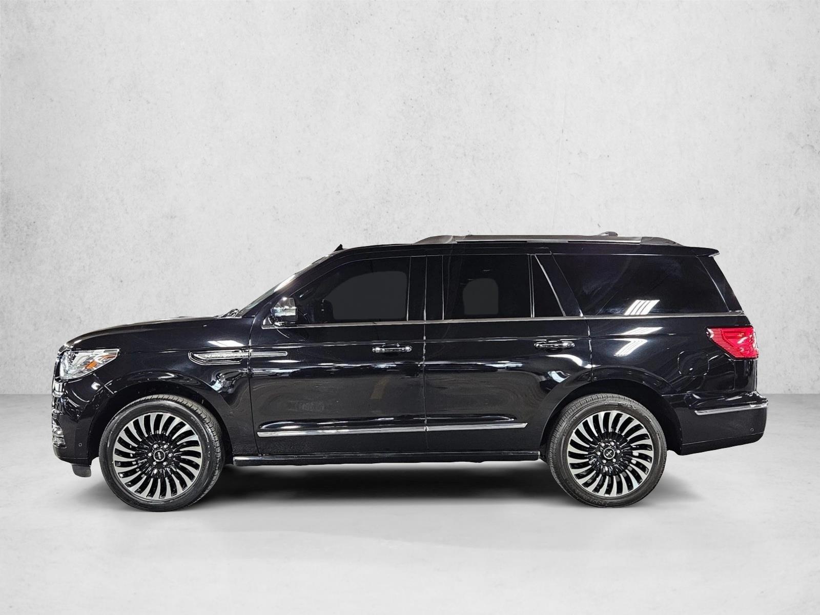 Thumbnail: 2020 Lincoln Navigator - 2