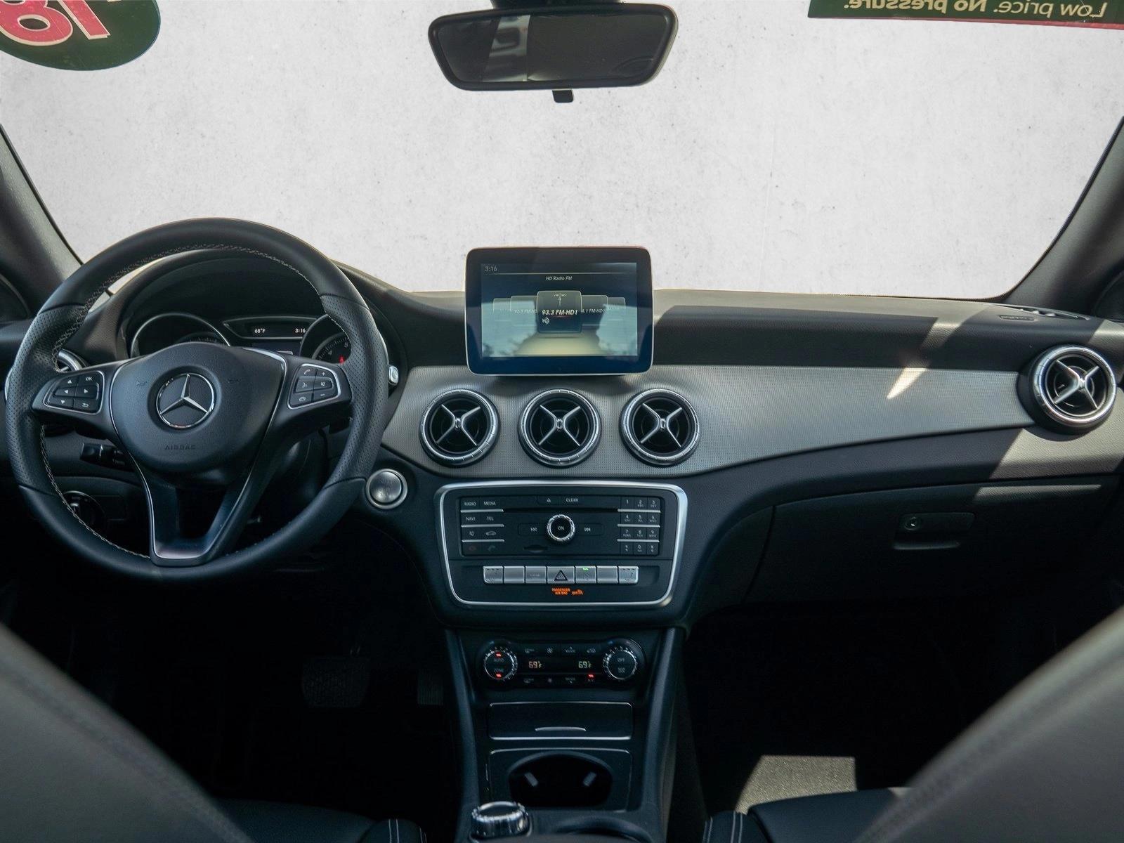 Thumbnail: 2018 Mercedes-Benz CLA - 3