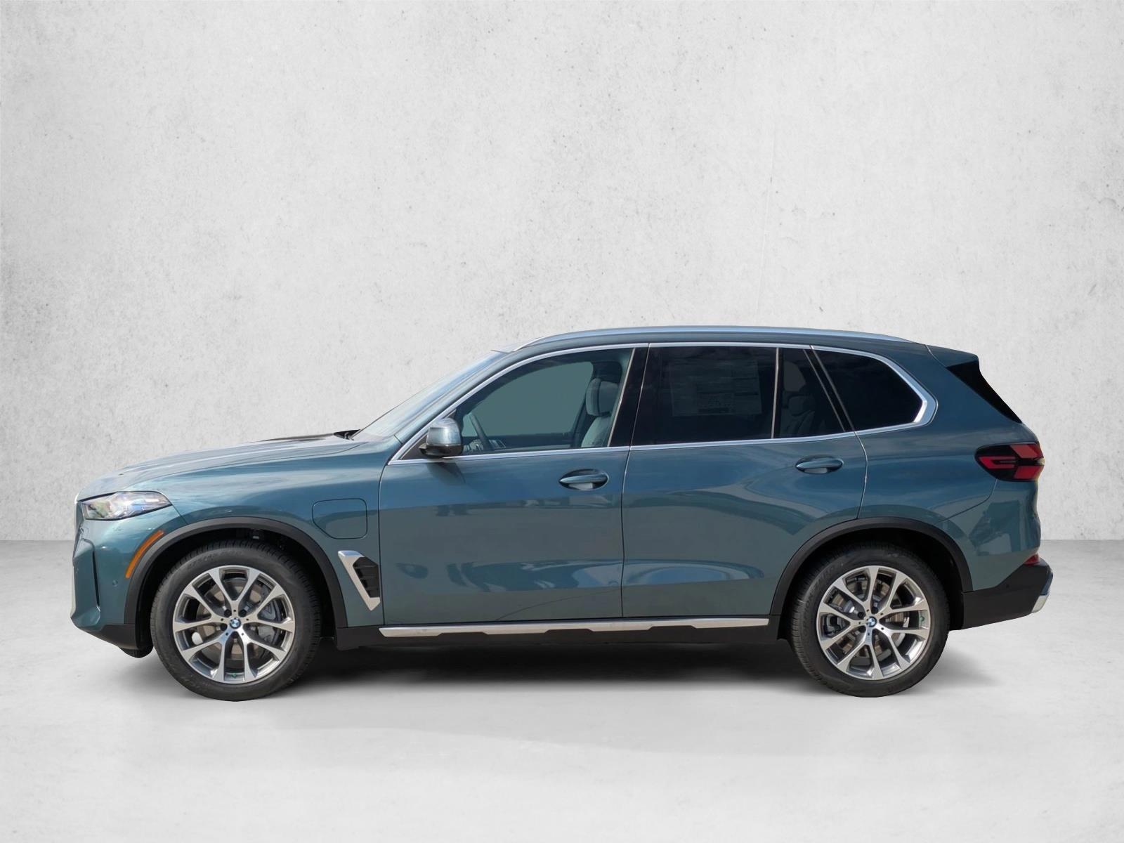 Thumbnail: 2026 BMW X5 - 2
