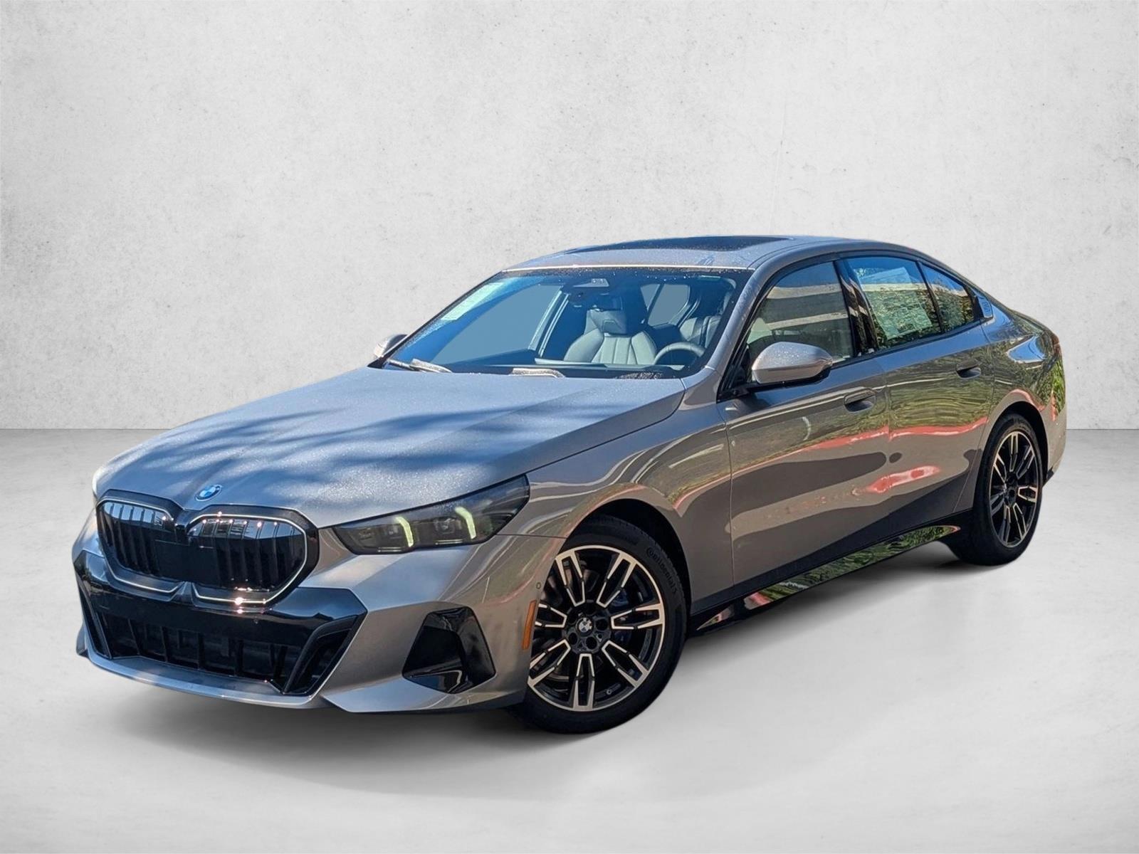 2026 BMW 5 Series 530i xDrive Sedan's photo