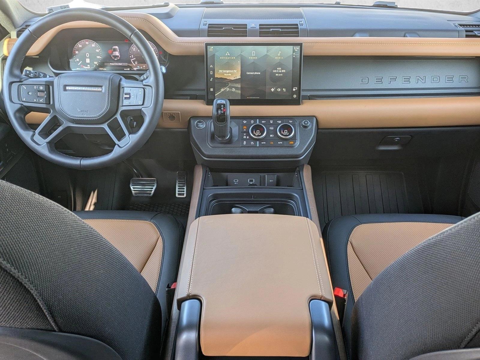 Thumbnail: 2024 Land Rover Defender - 3