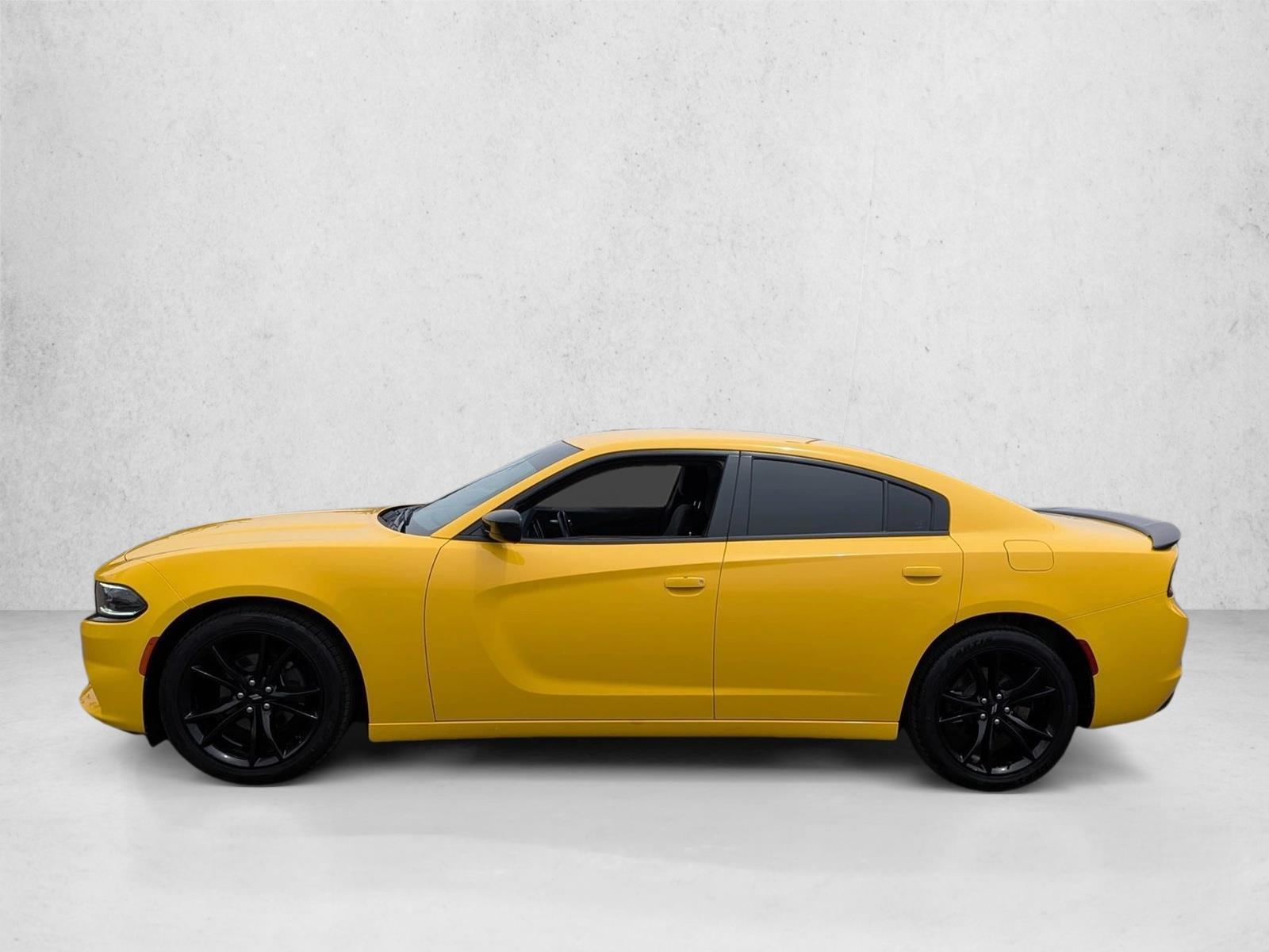 Thumbnail: 2017 Dodge Charger - 2