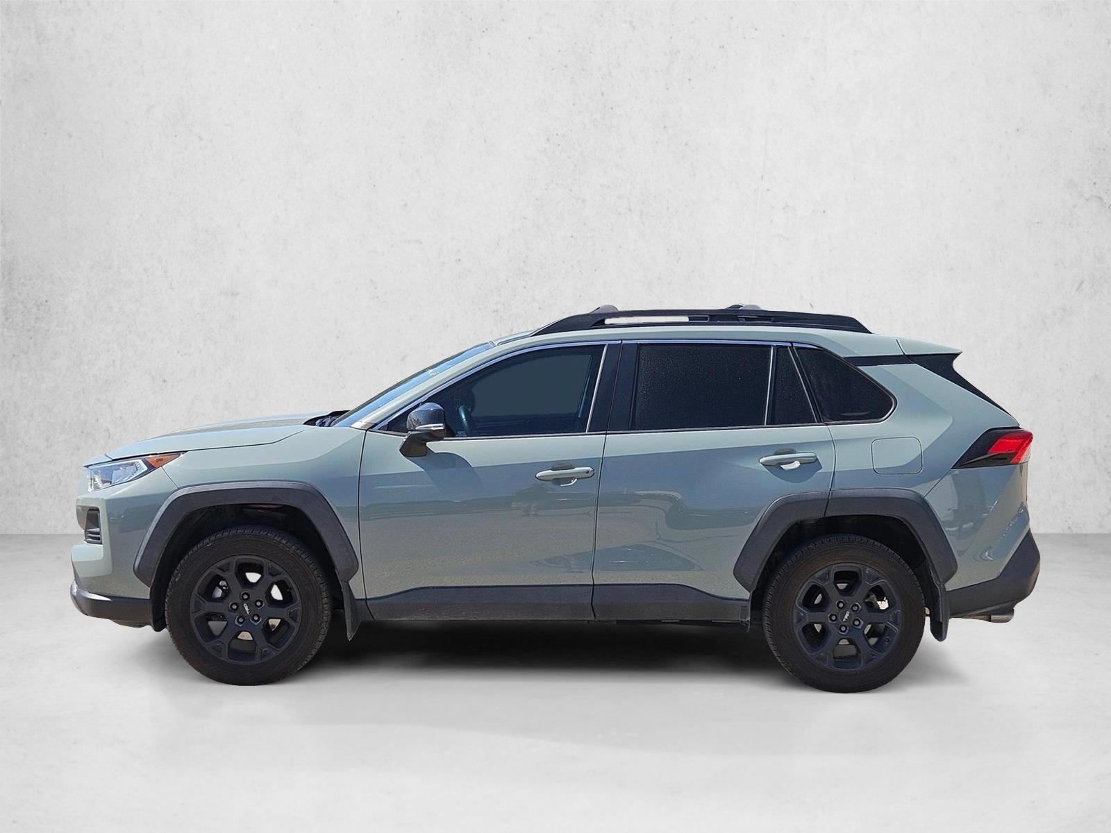 Thumbnail: 2020 Toyota RAV4 - 2