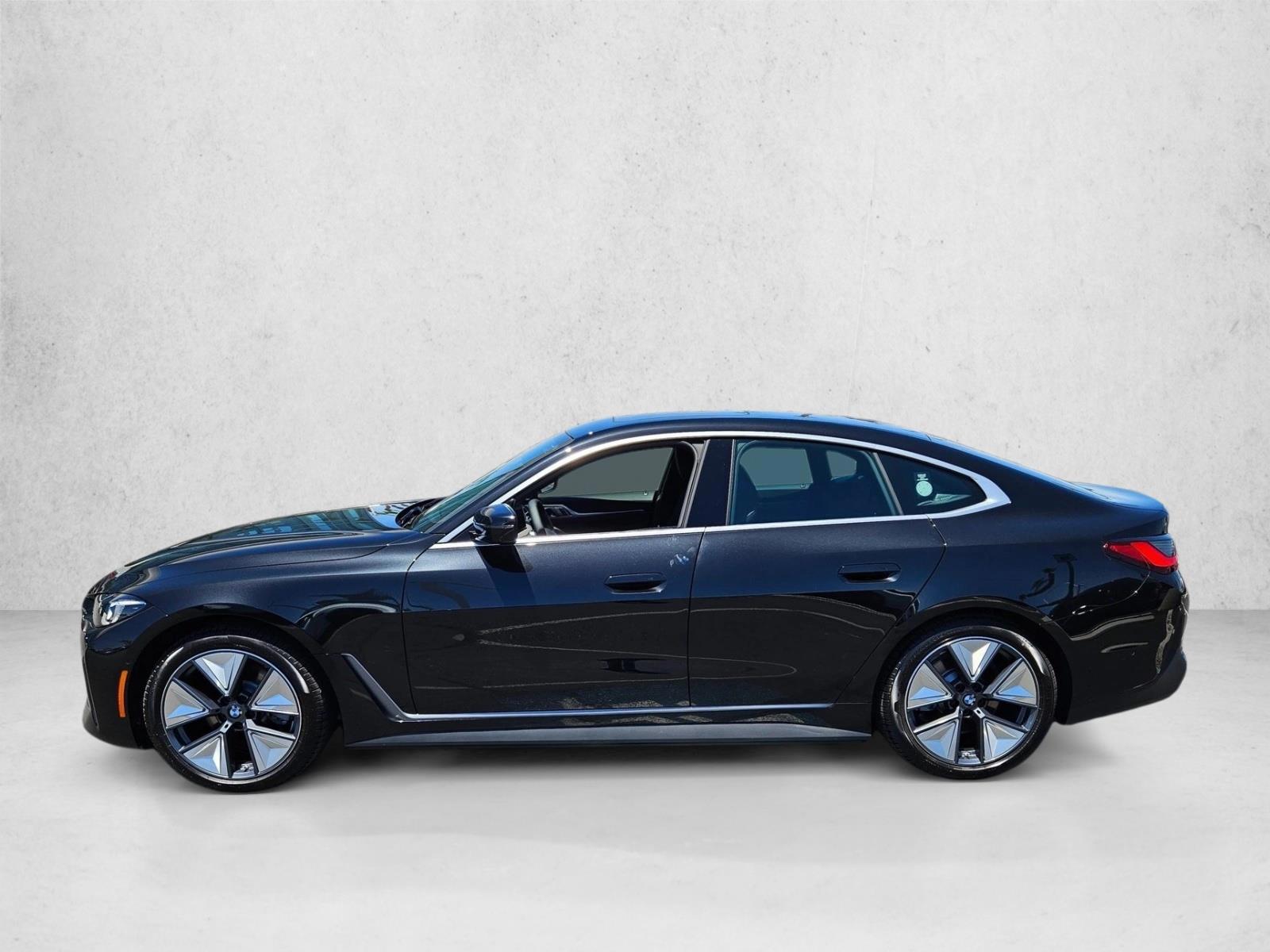Thumbnail: 2026 BMW i4 - 2