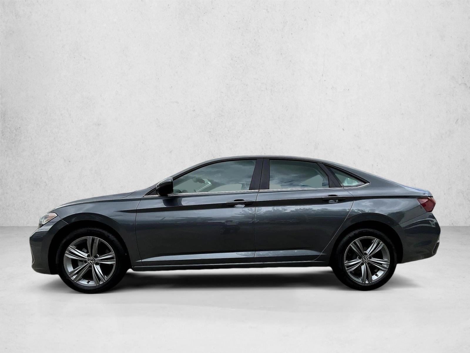 Thumbnail: 2024 Volkswagen Jetta - 2