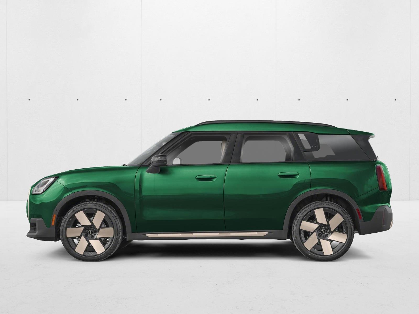 Thumbnail: 2027 MINI Cooper Countryman - 2