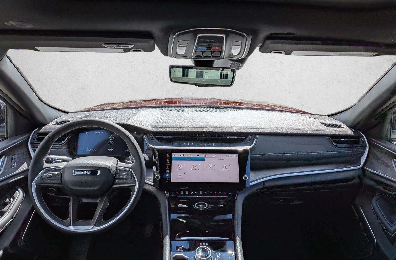 Thumbnail: 2026 Jeep Grand Cherokee - 4