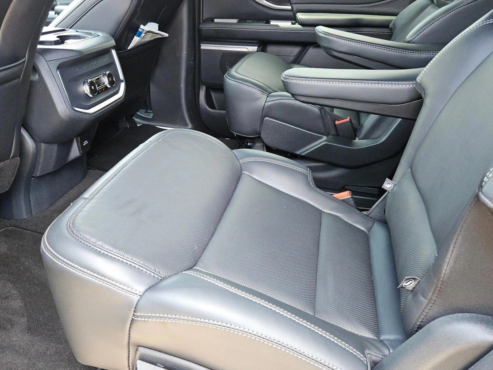 Thumbnail: 2027 Ford Expedition MAX - 5