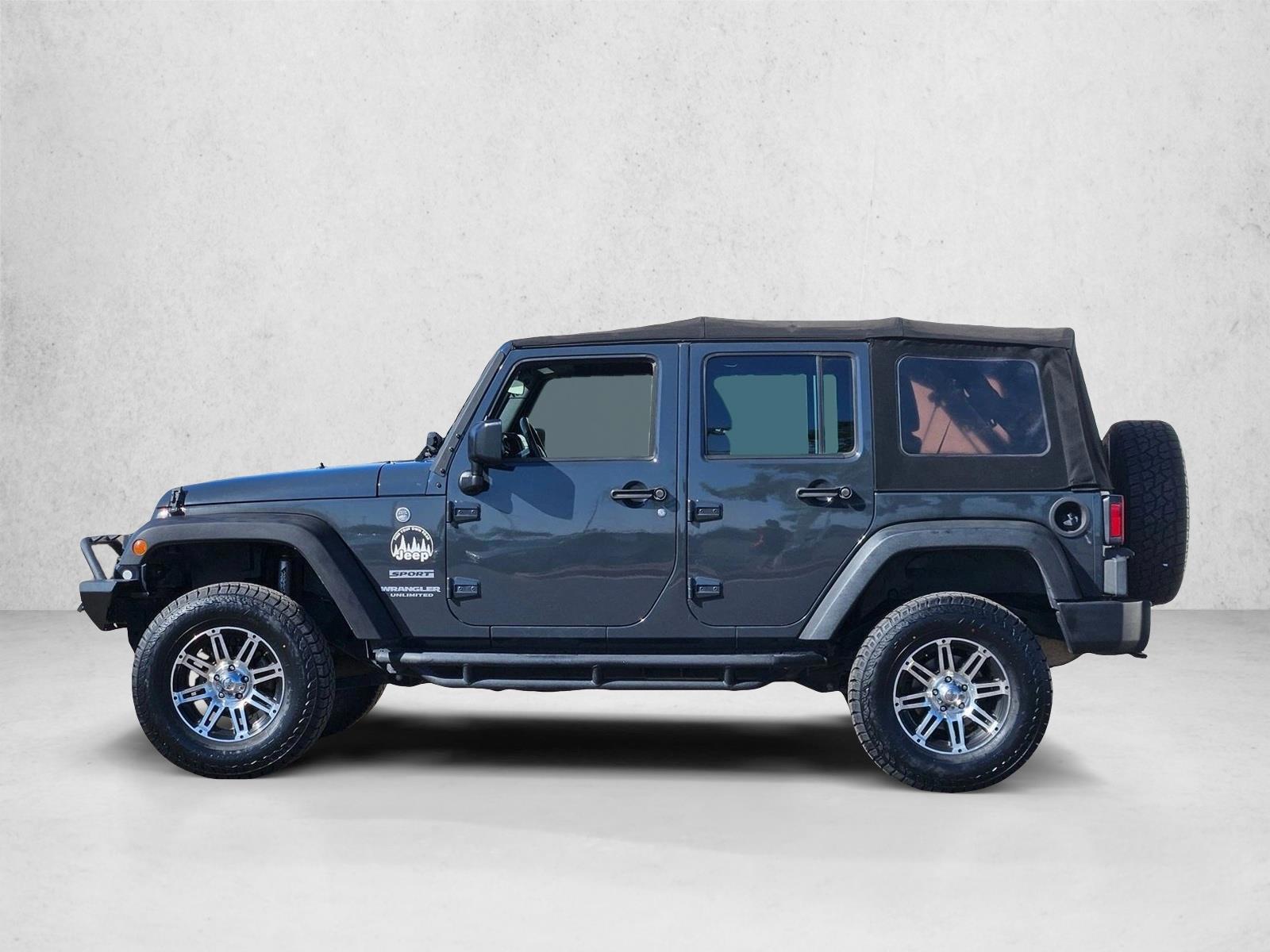 Thumbnail: 2017 Jeep Wrangler - 2