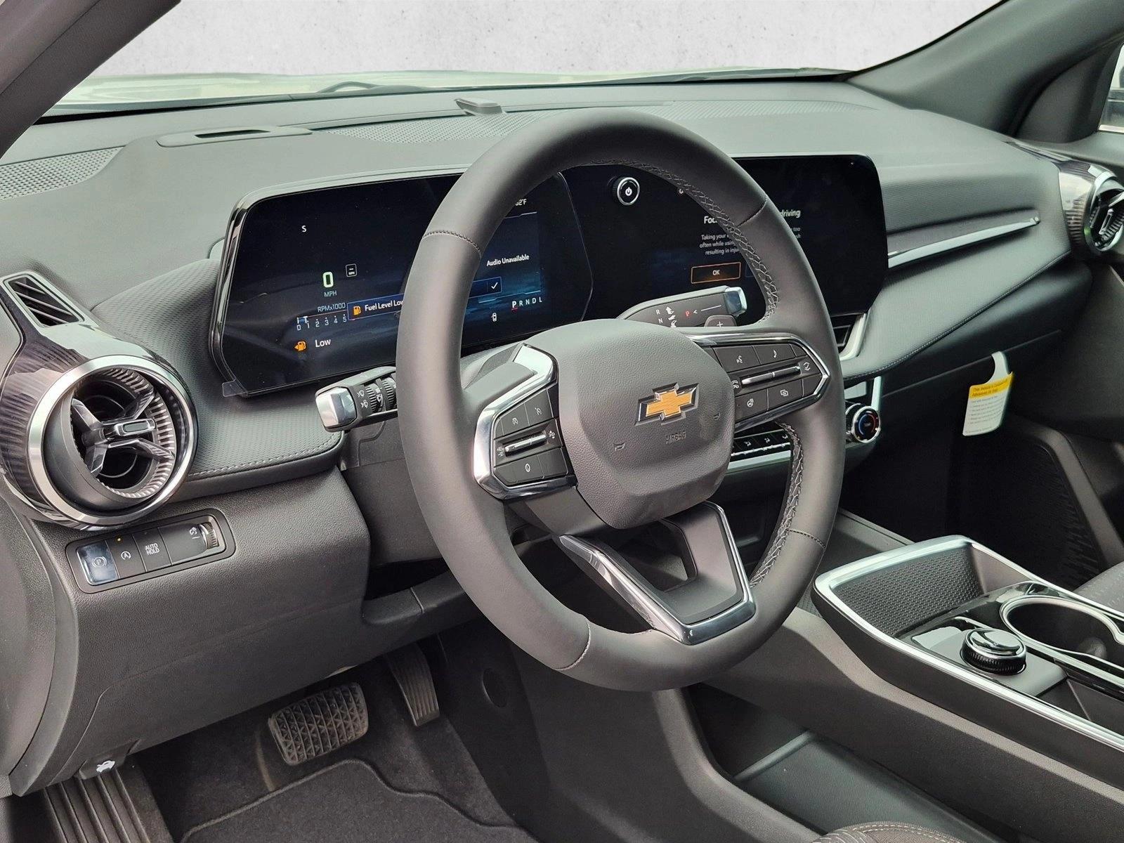 Thumbnail: 2026 Chevrolet Equinox - 3