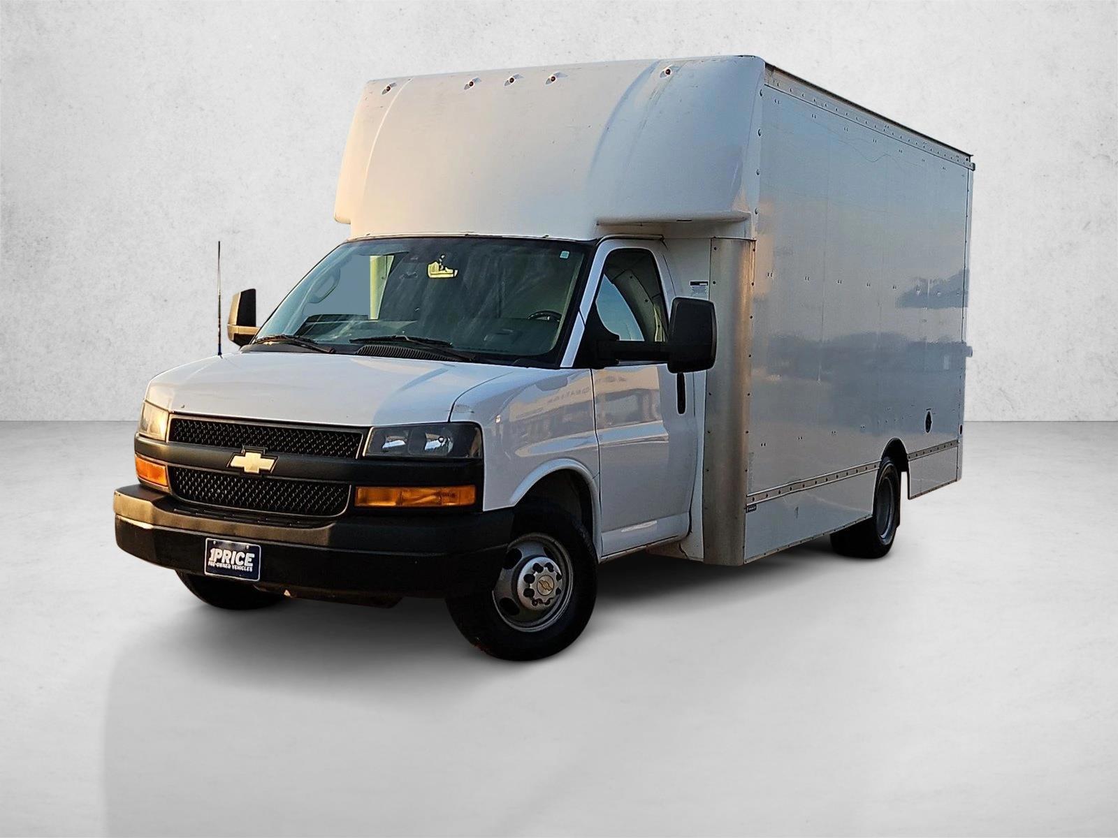 2021 Chevrolet Express Cutaway Base