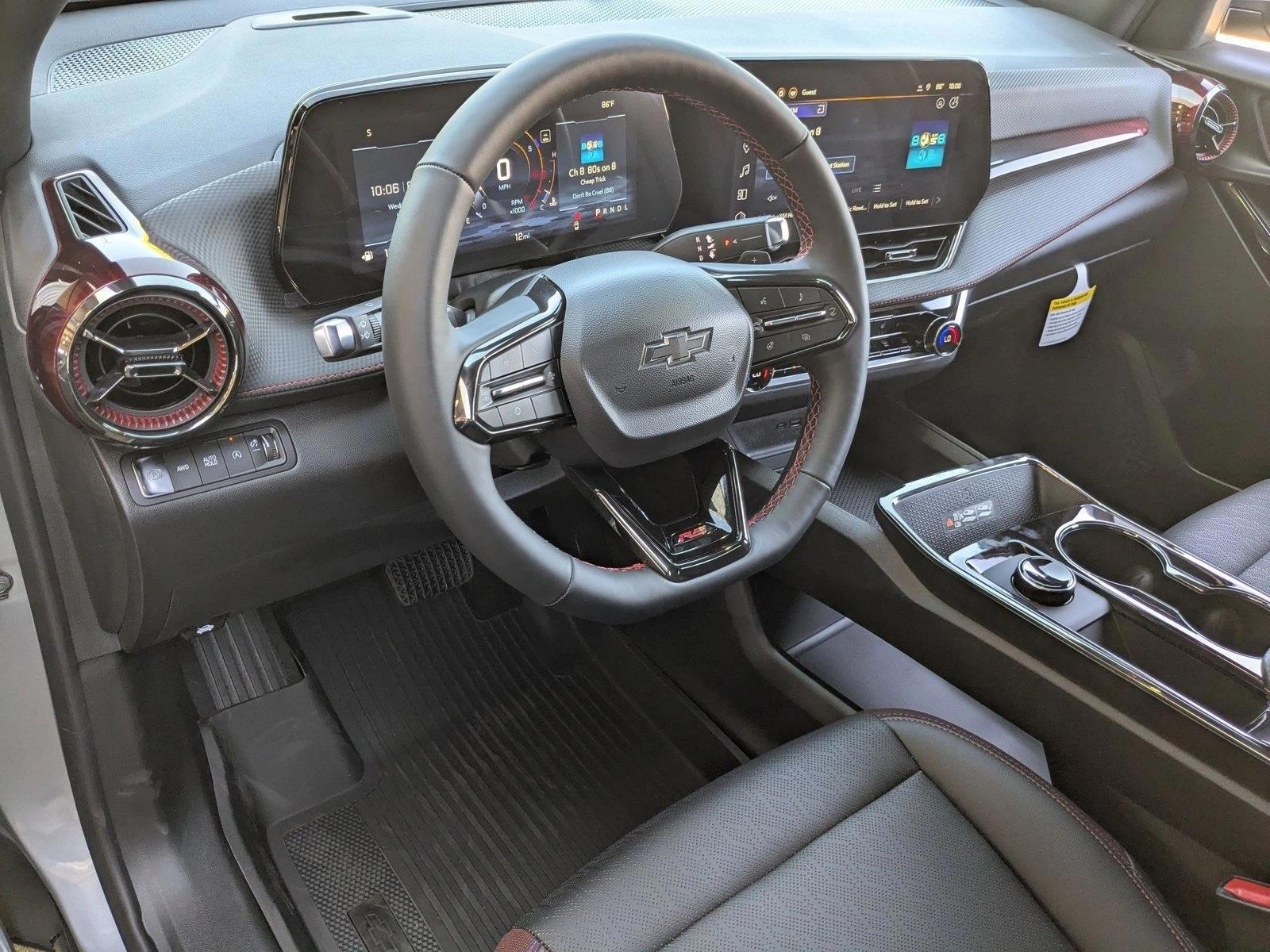 Thumbnail: 2026 Chevrolet Equinox - 3