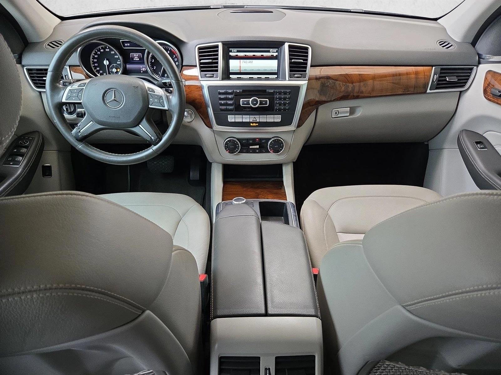 Thumbnail: 2015 Mercedes-Benz M-Class - 4