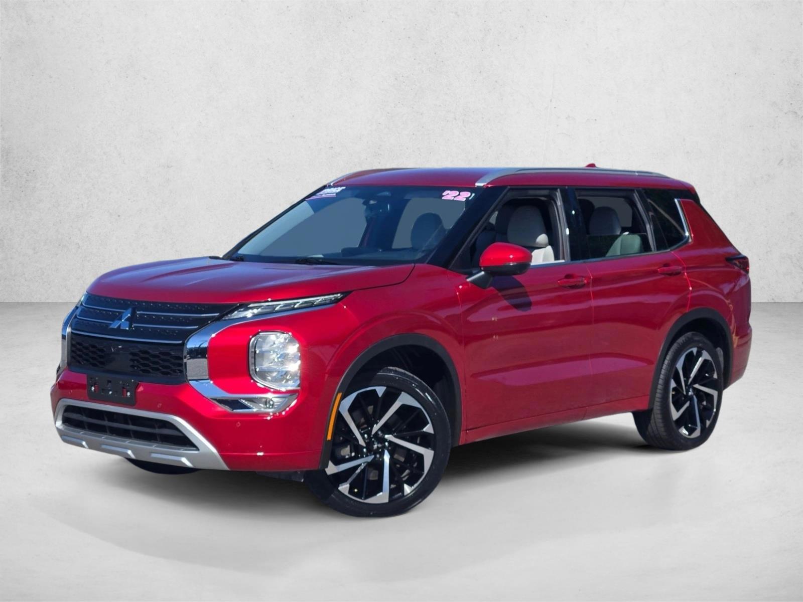 Thumbnail: 2022 Mitsubishi Outlander - 1