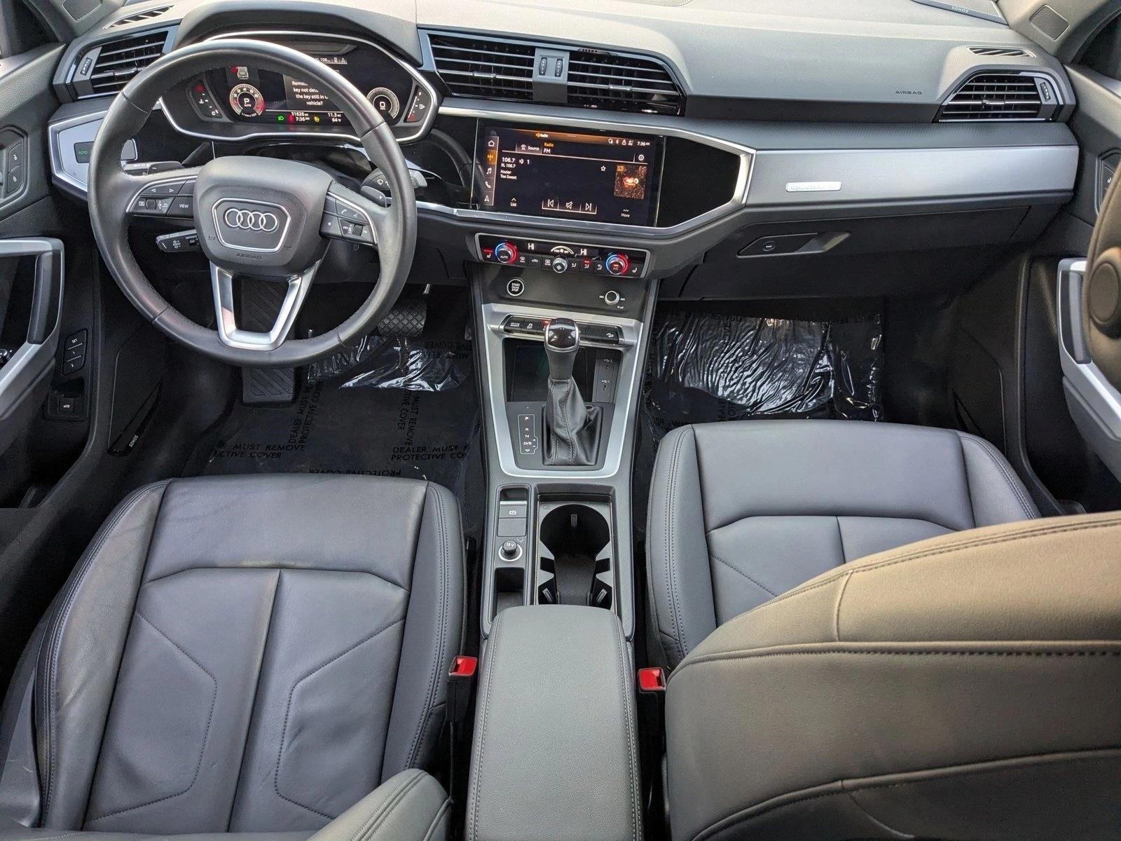 Thumbnail: 2022 Audi Q3 - 4