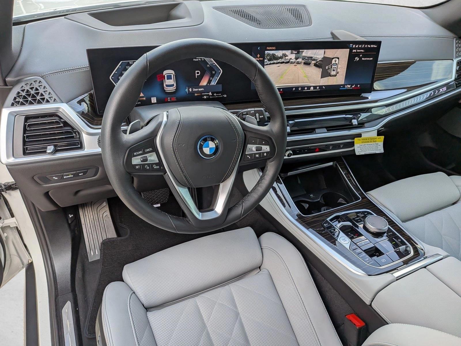 Thumbnail: 2026 BMW X5 - 3