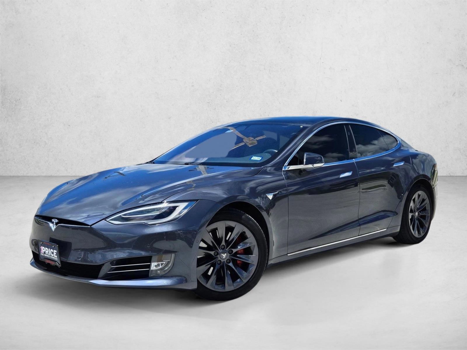 2020 Tesla Model S Long Range Plus's photo