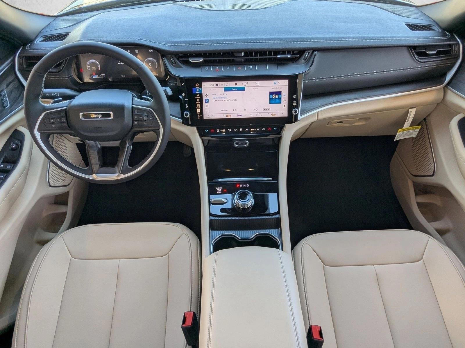 Thumbnail: 2026 Jeep Grand Cherokee L - 4