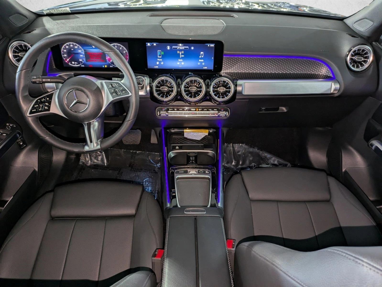 Thumbnail: 2025 Mercedes-Benz GLB - 3