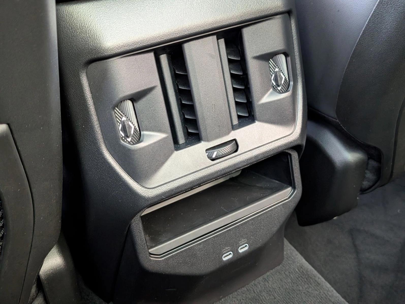 2025 BMW X3 30 - Photo 17