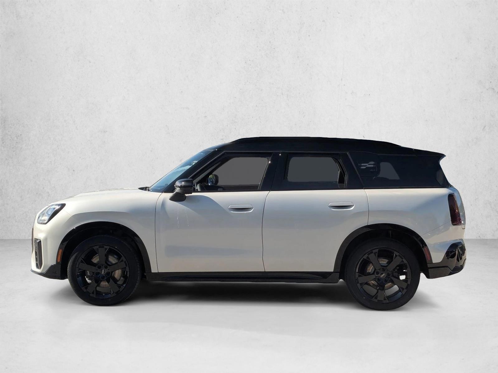 Thumbnail: 2027 MINI Cooper Countryman - 2