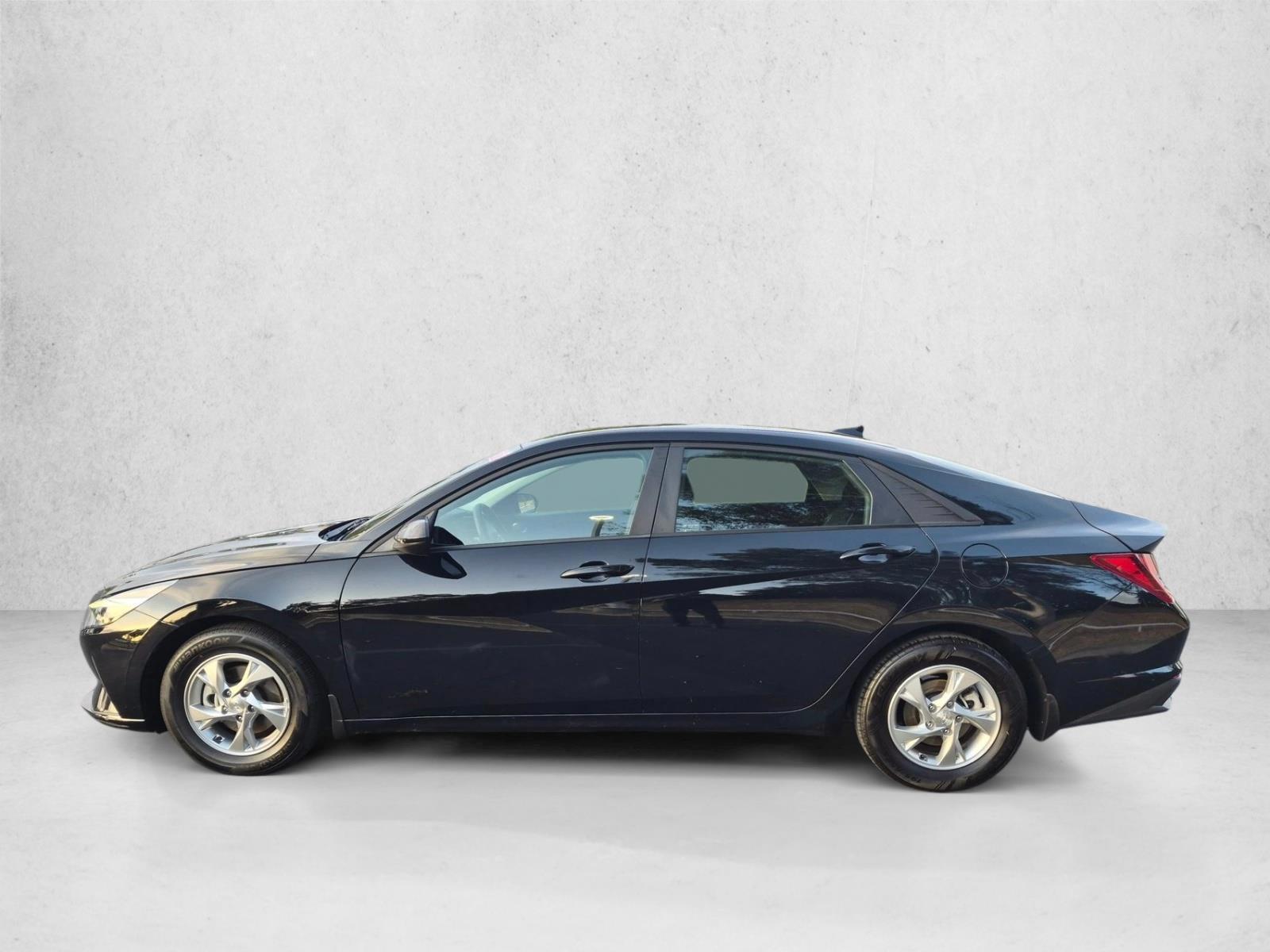 Thumbnail: 2022 Hyundai Elantra - 2