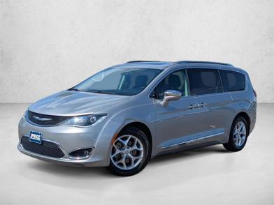 2019 Chrysler Pacifica Limited -
                  Littleton, CO