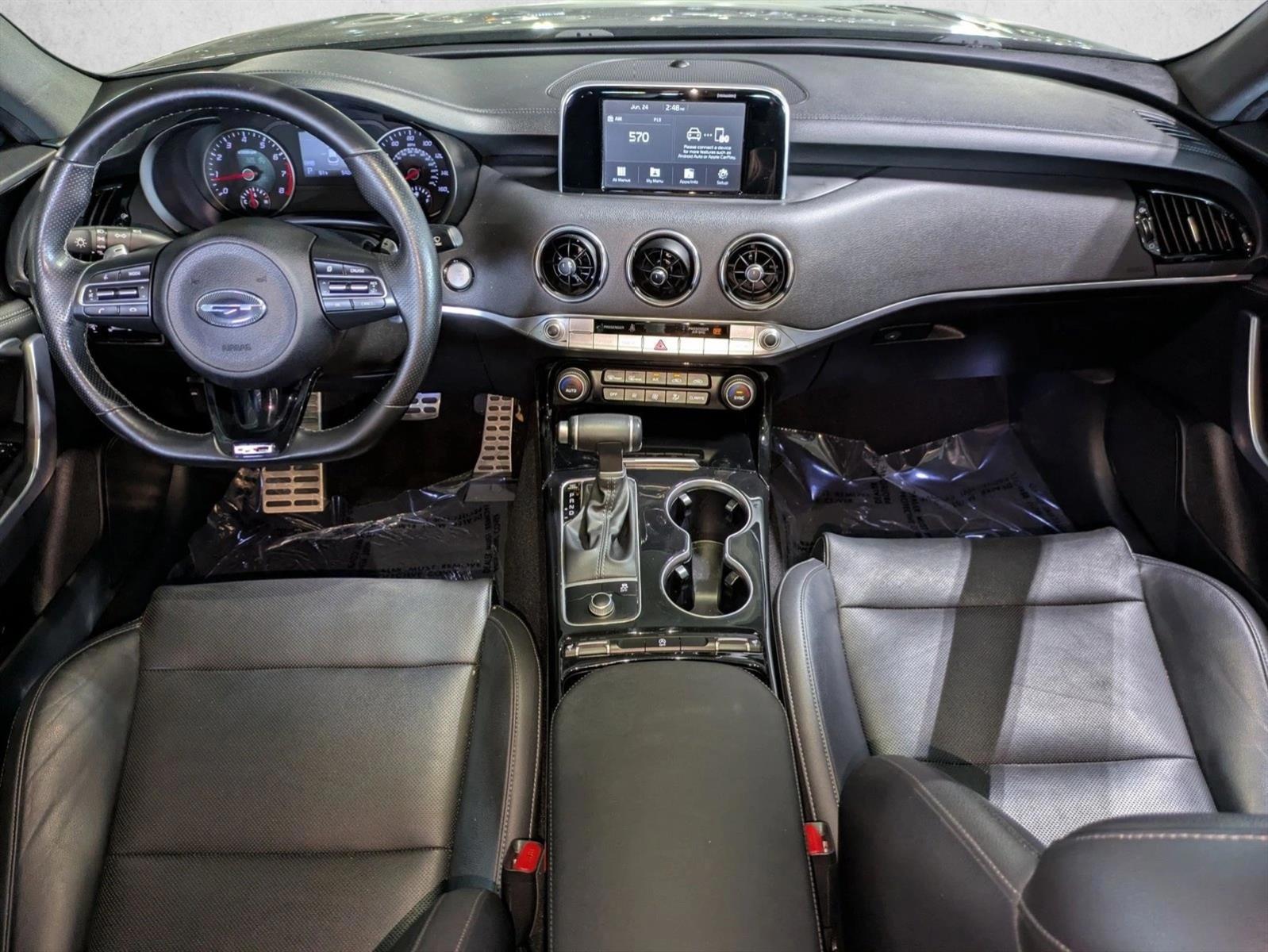 Thumbnail: 2020 Kia Stinger - 3