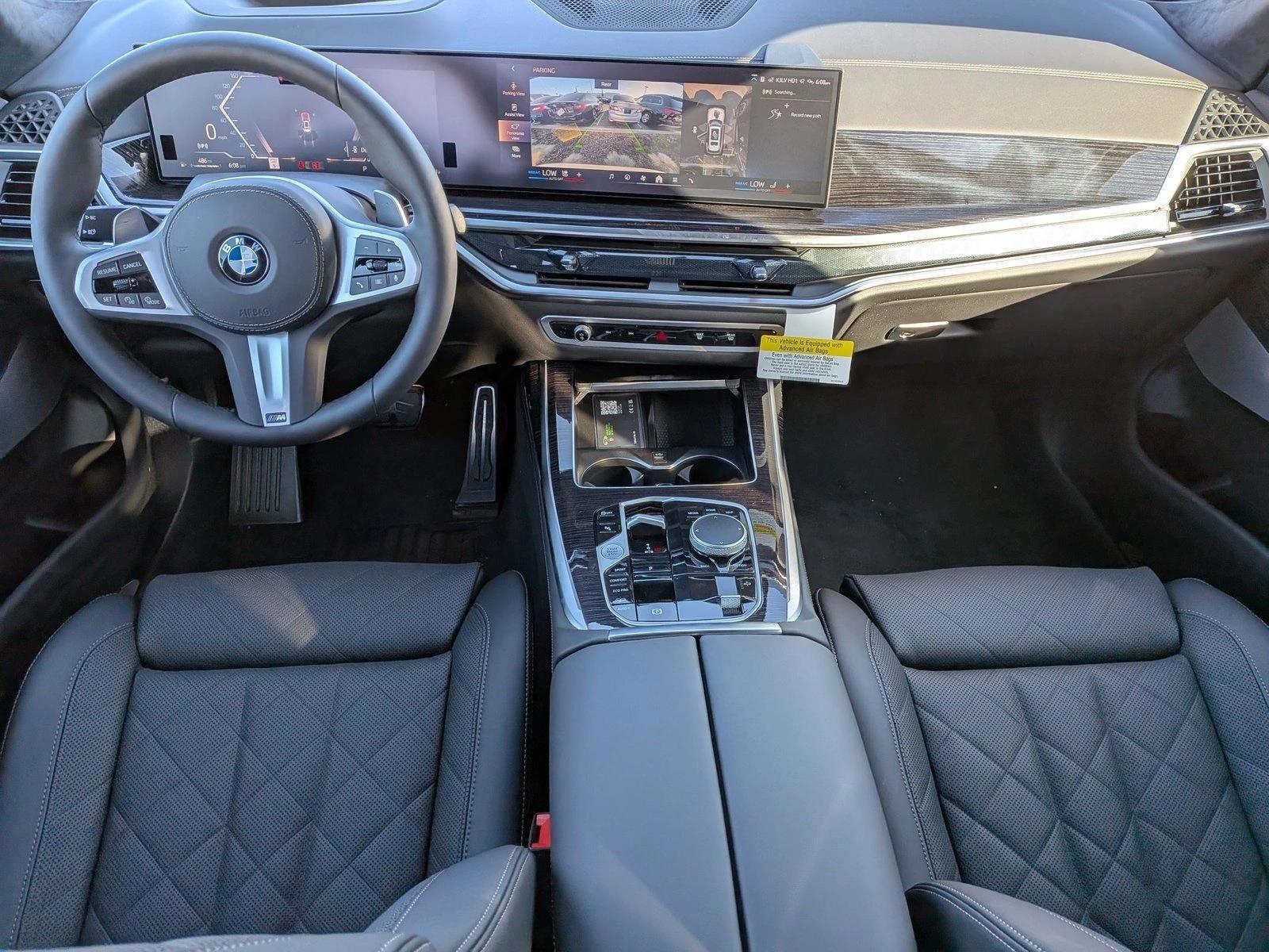 Thumbnail: 2027 BMW X7 - 4