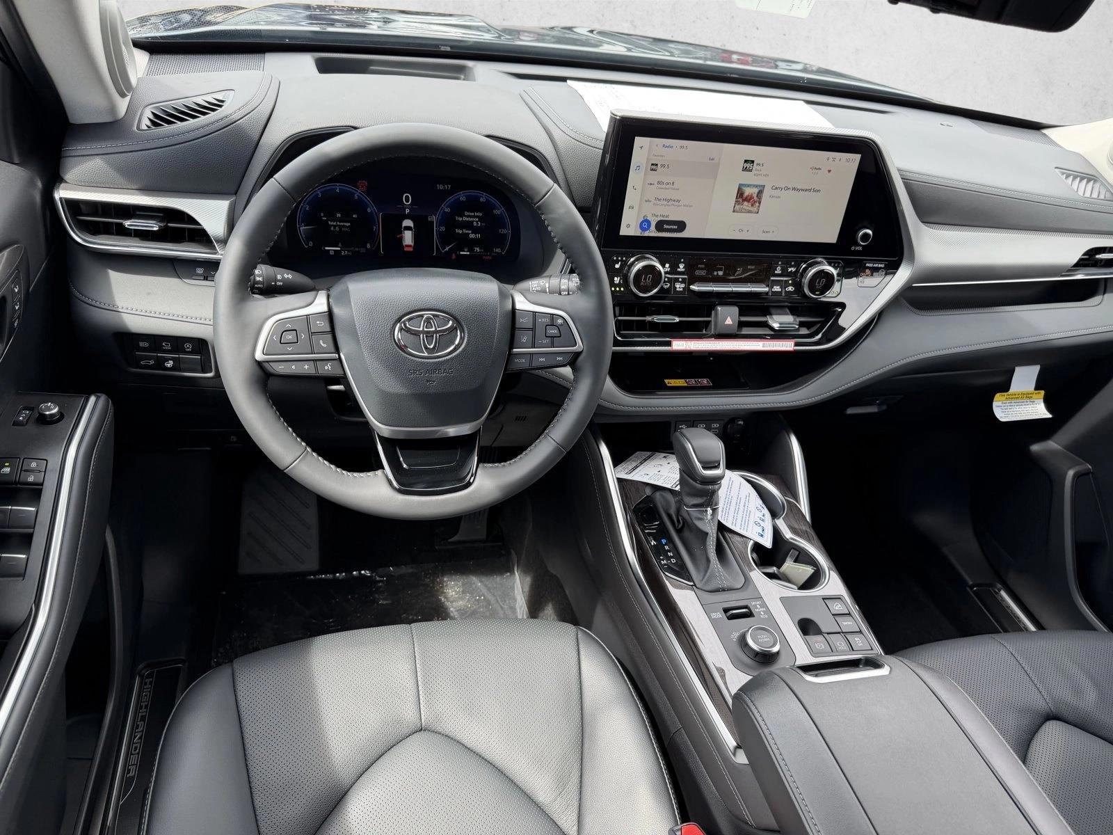 Thumbnail: 2026 Toyota Highlander - 3