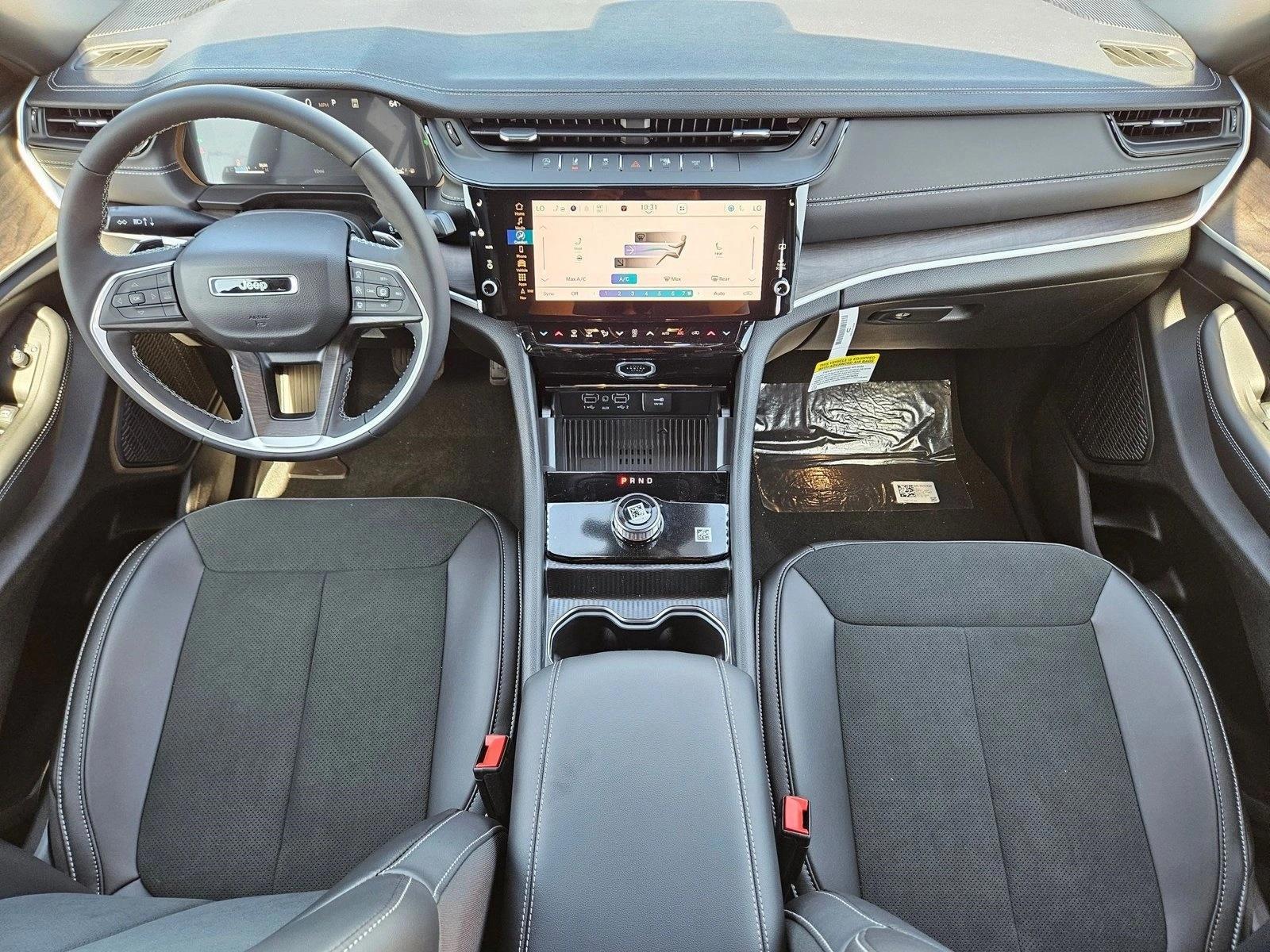 Thumbnail: 2026 Jeep Grand Cherokee - 4