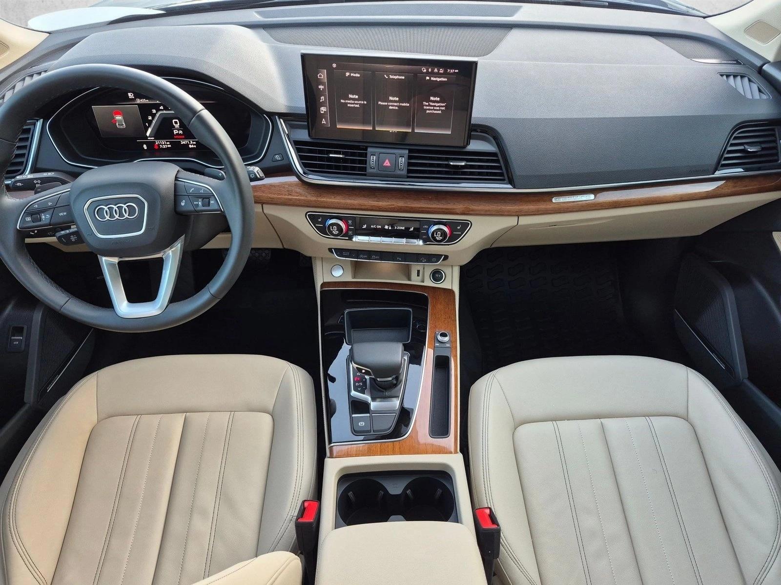 Thumbnail: 2023 Audi Q5 - 4