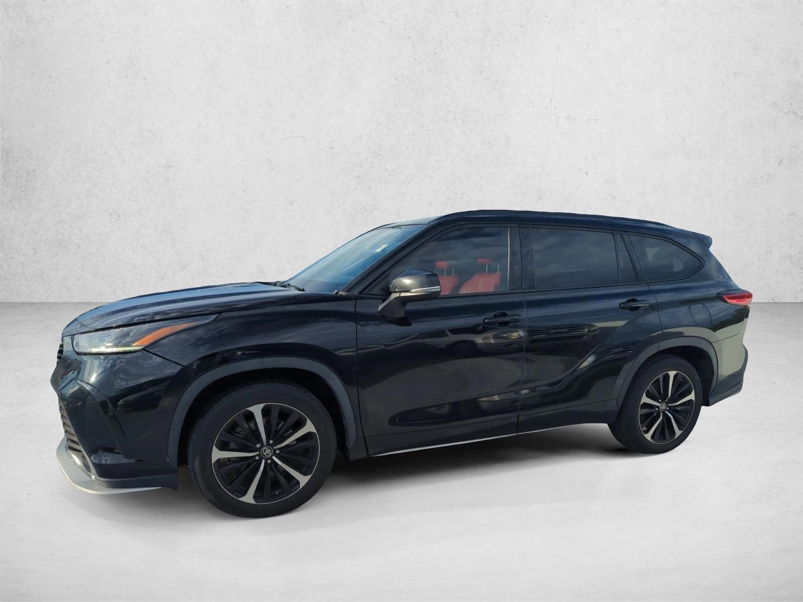 Thumbnail: 2021 Toyota Highlander - 2