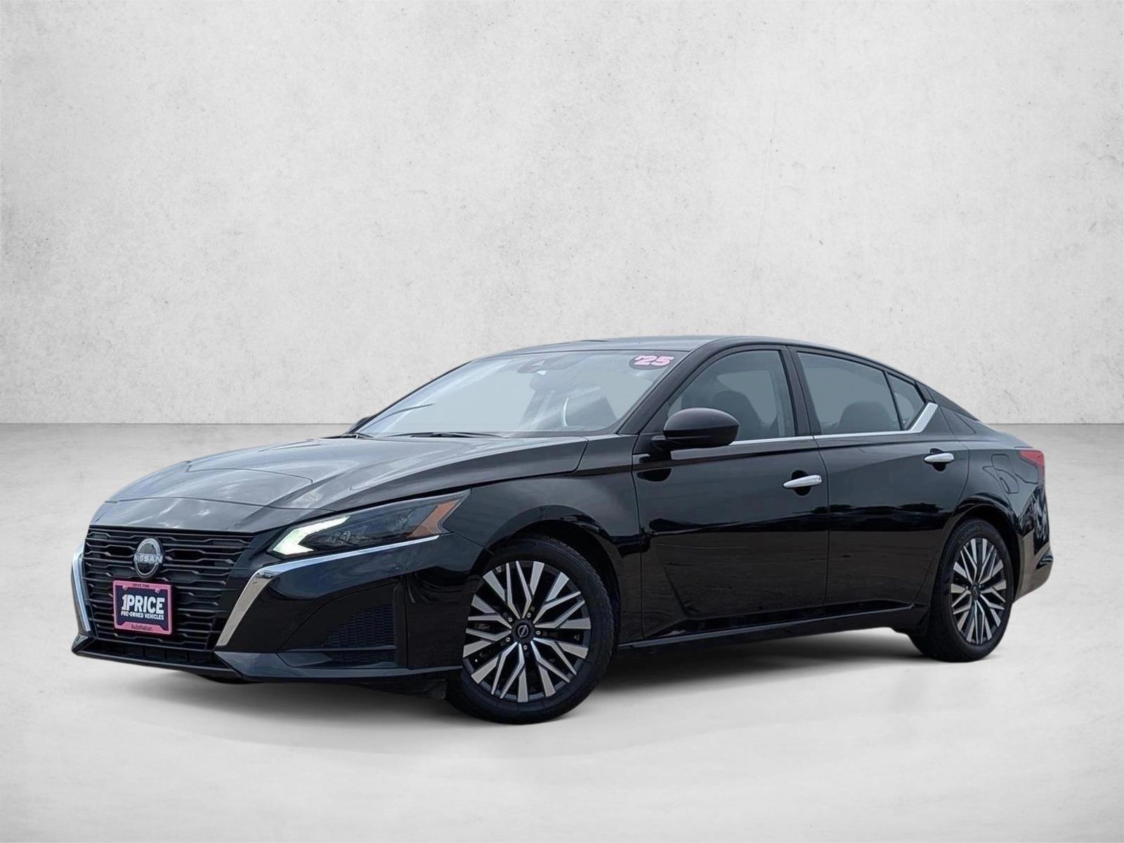 Thumbnail: 2025 Nissan Altima - 1