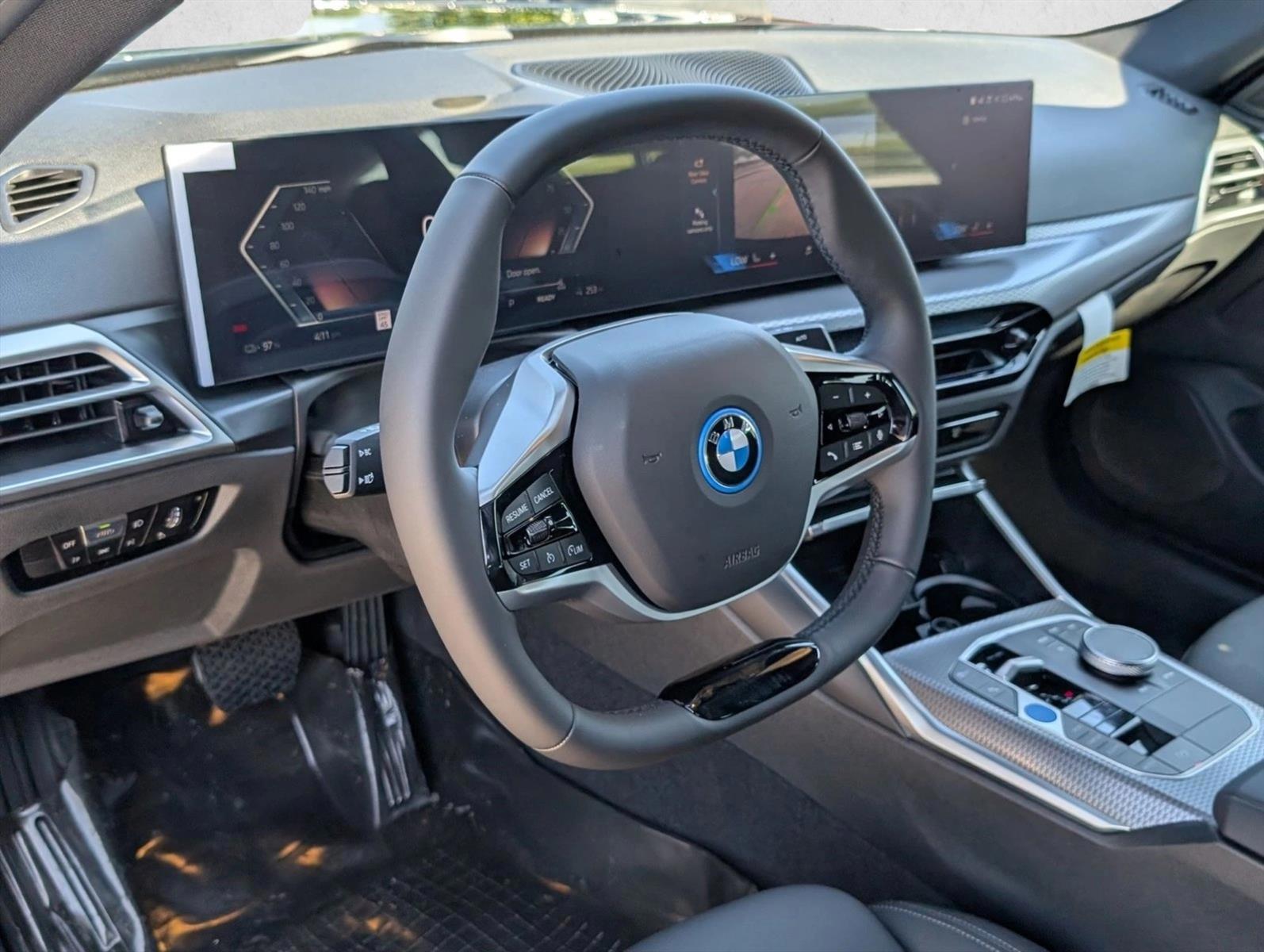 Thumbnail: 2026 BMW i4 - 3