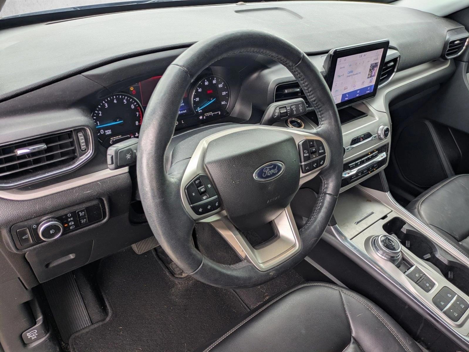 Thumbnail: 2023 Ford Explorer - 3