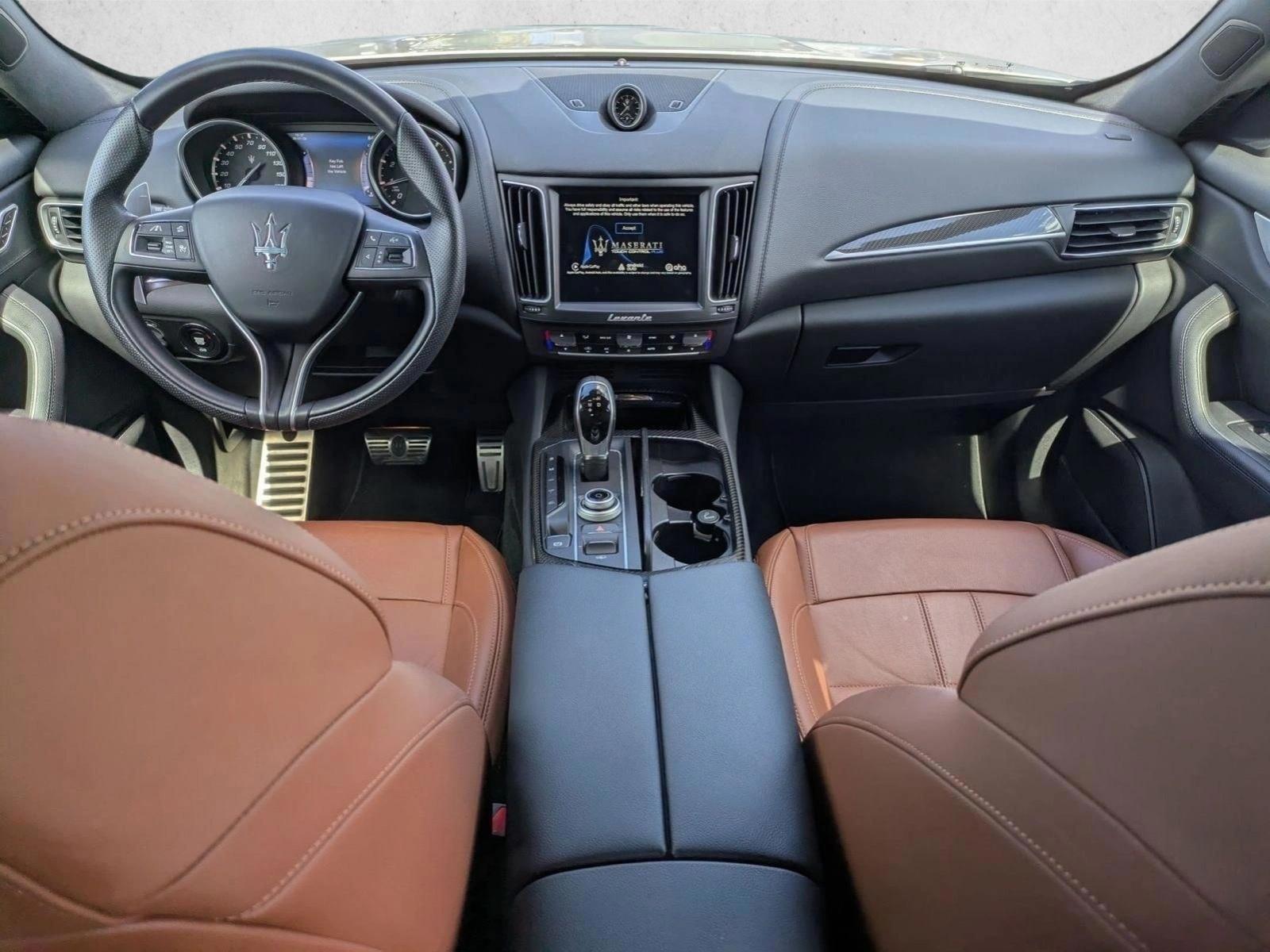 Thumbnail: 2017 Maserati Levante - 4