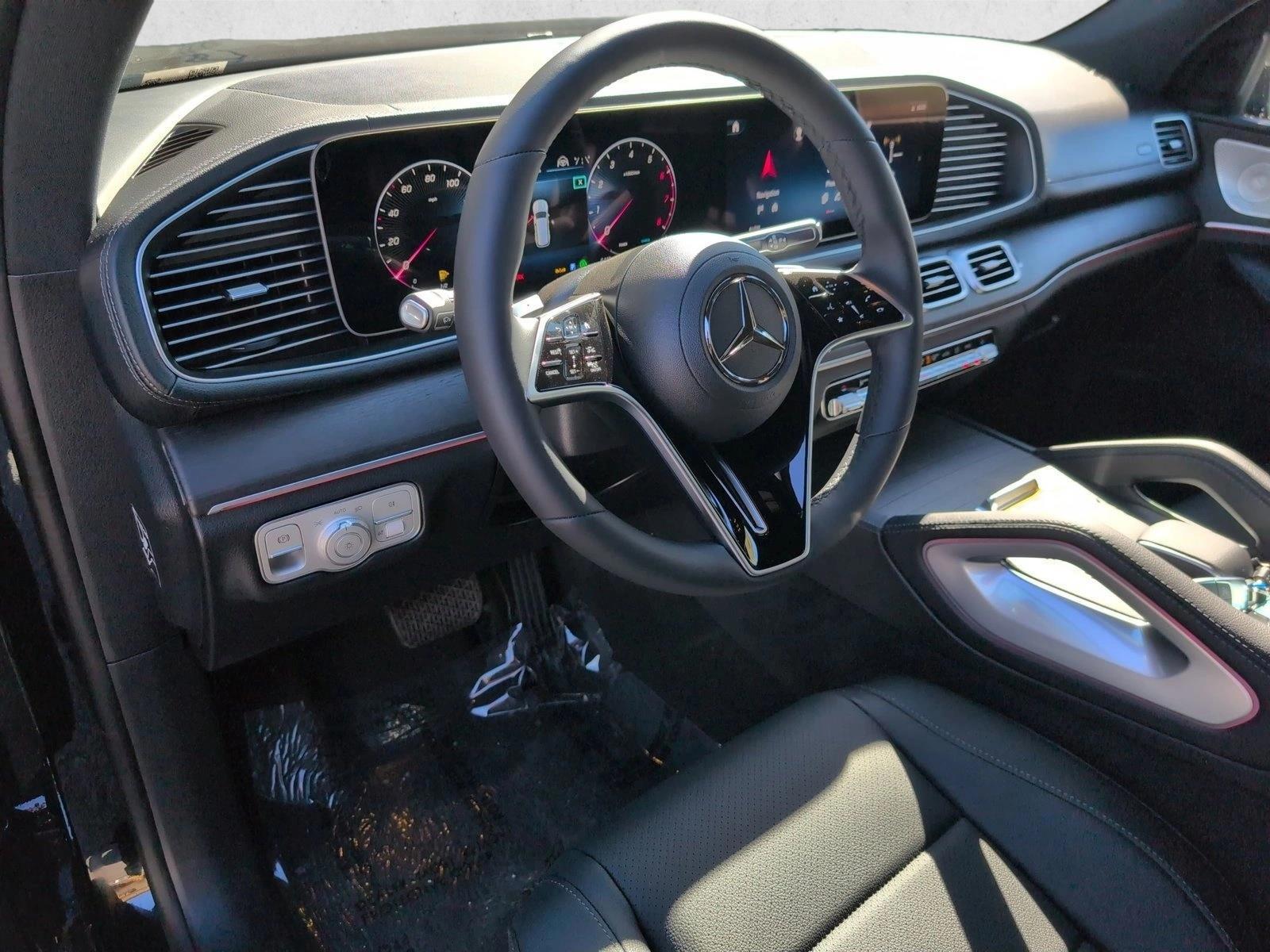 Thumbnail: 2025 Mercedes-Benz GLS - 3
