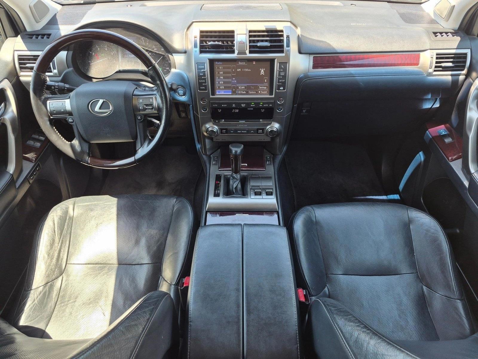 Thumbnail: 2019 Lexus GX - 4