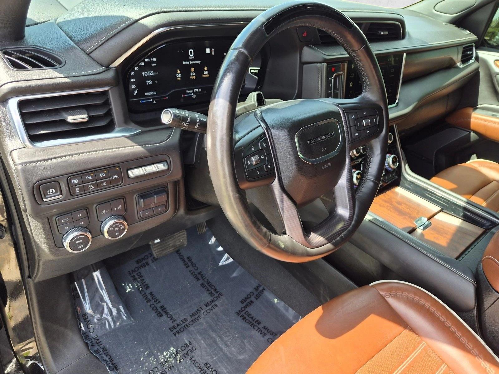 Thumbnail: 2023 GMC Yukon XL - 3