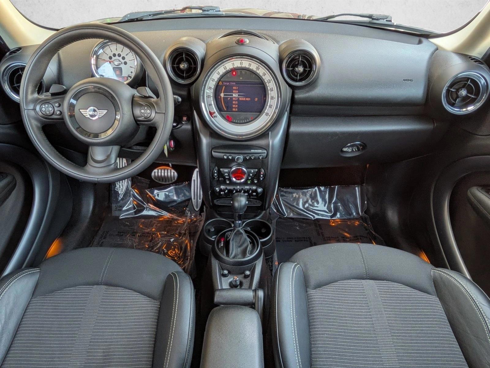 Thumbnail: 2013 MINI Cooper Countryman - 3