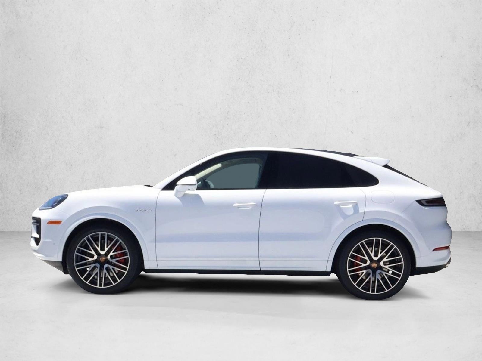 Thumbnail: 2026 Porsche Cayenne - 2