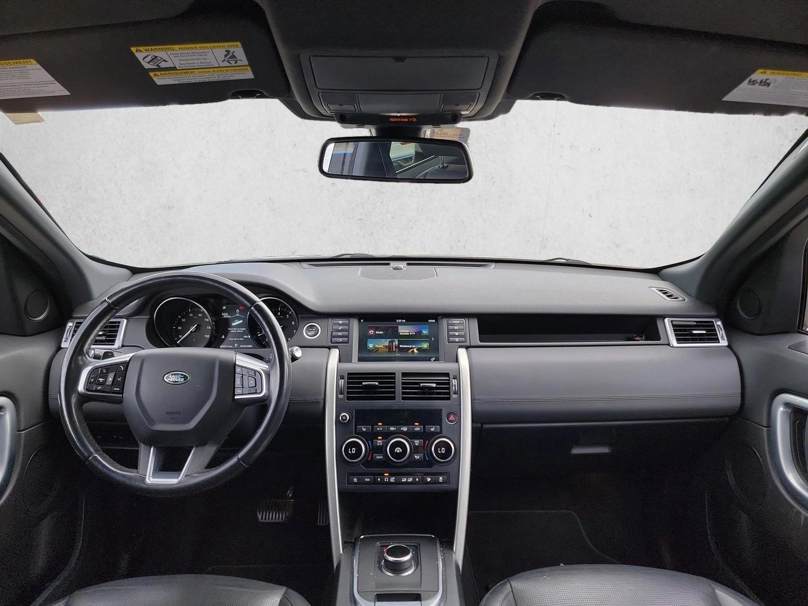 Thumbnail: 2019 Land Rover Discovery Sport - 3