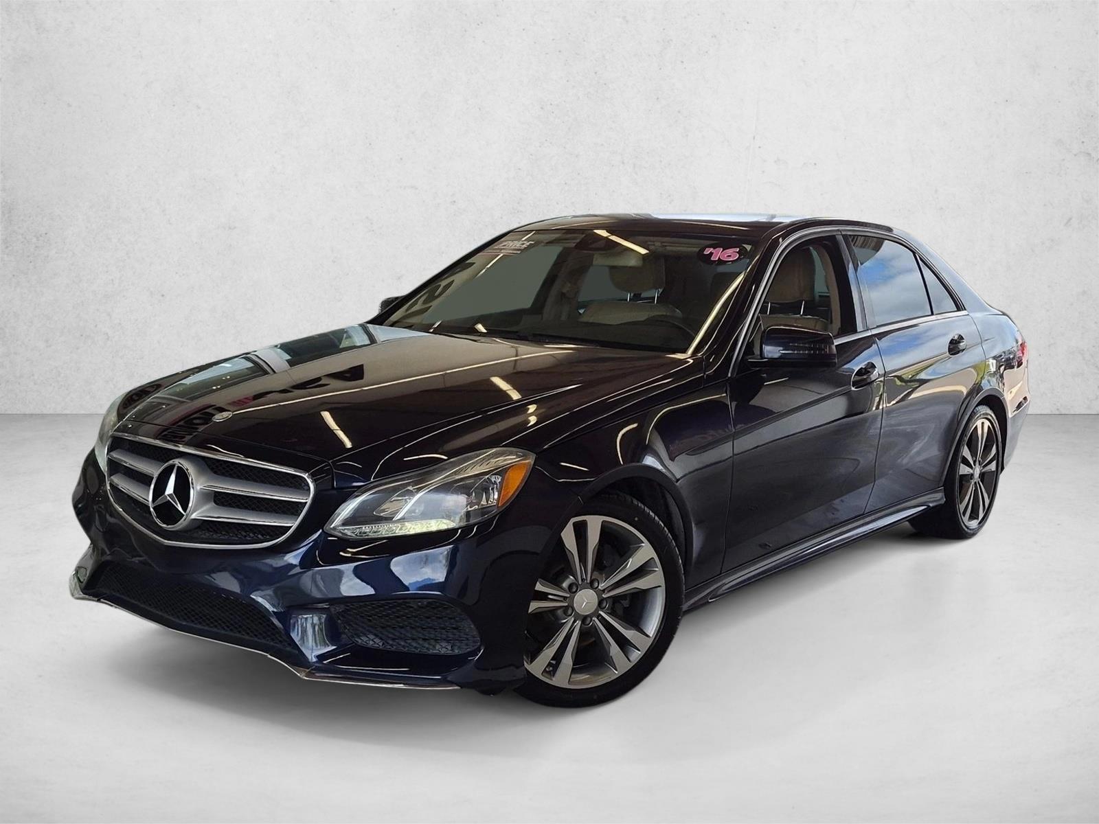 Thumbnail: 2016 Mercedes-Benz E-Class - 1