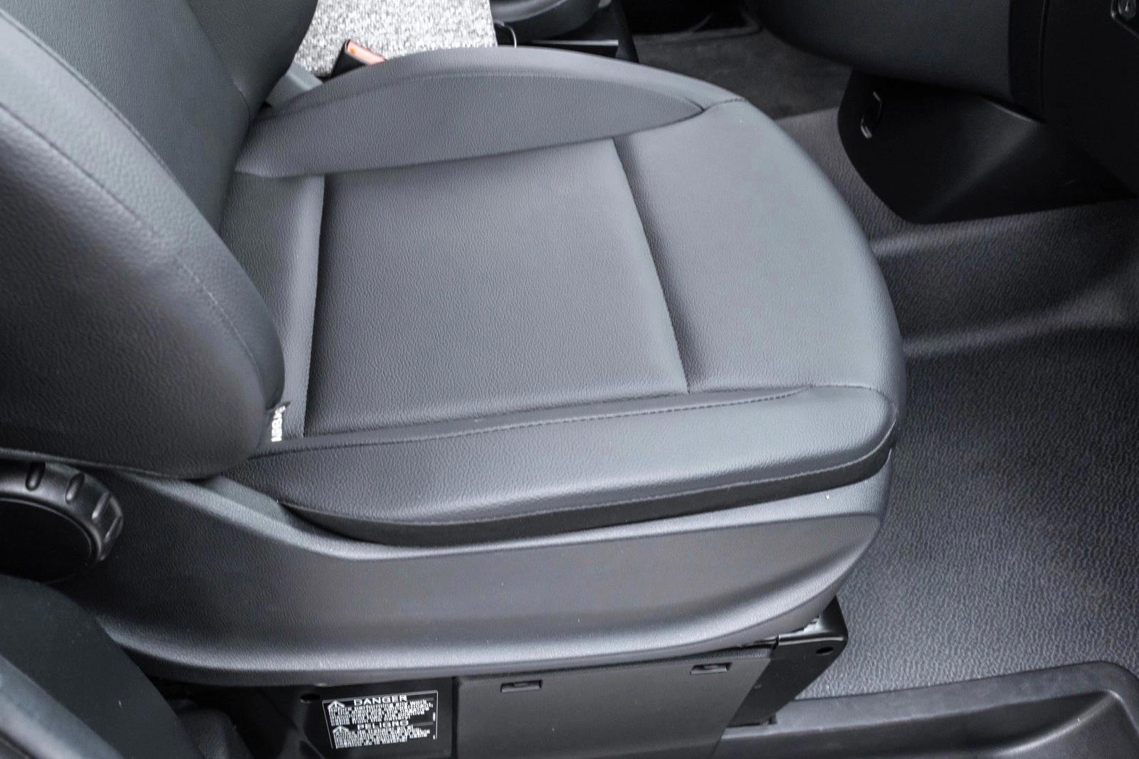 Thumbnail: 2023 Mercedes-Benz Metris - 3