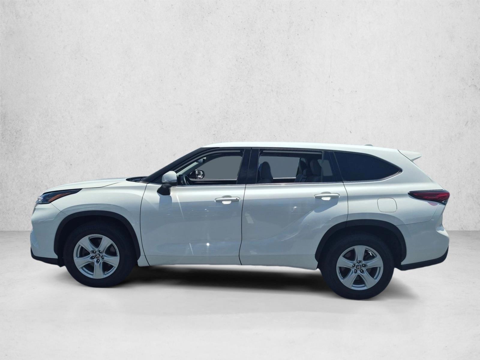 Thumbnail: 2021 Toyota Highlander - 2
