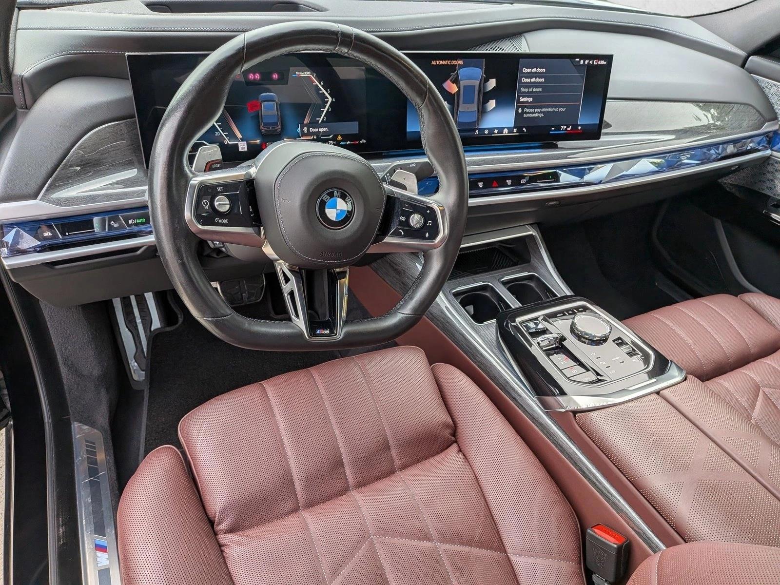 Thumbnail: 2024 BMW 7 Series - 3