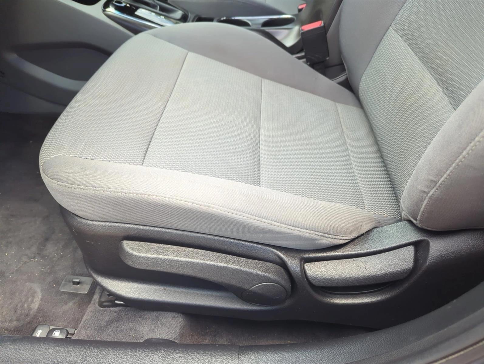 Thumbnail: 2017 Kia Forte - 3