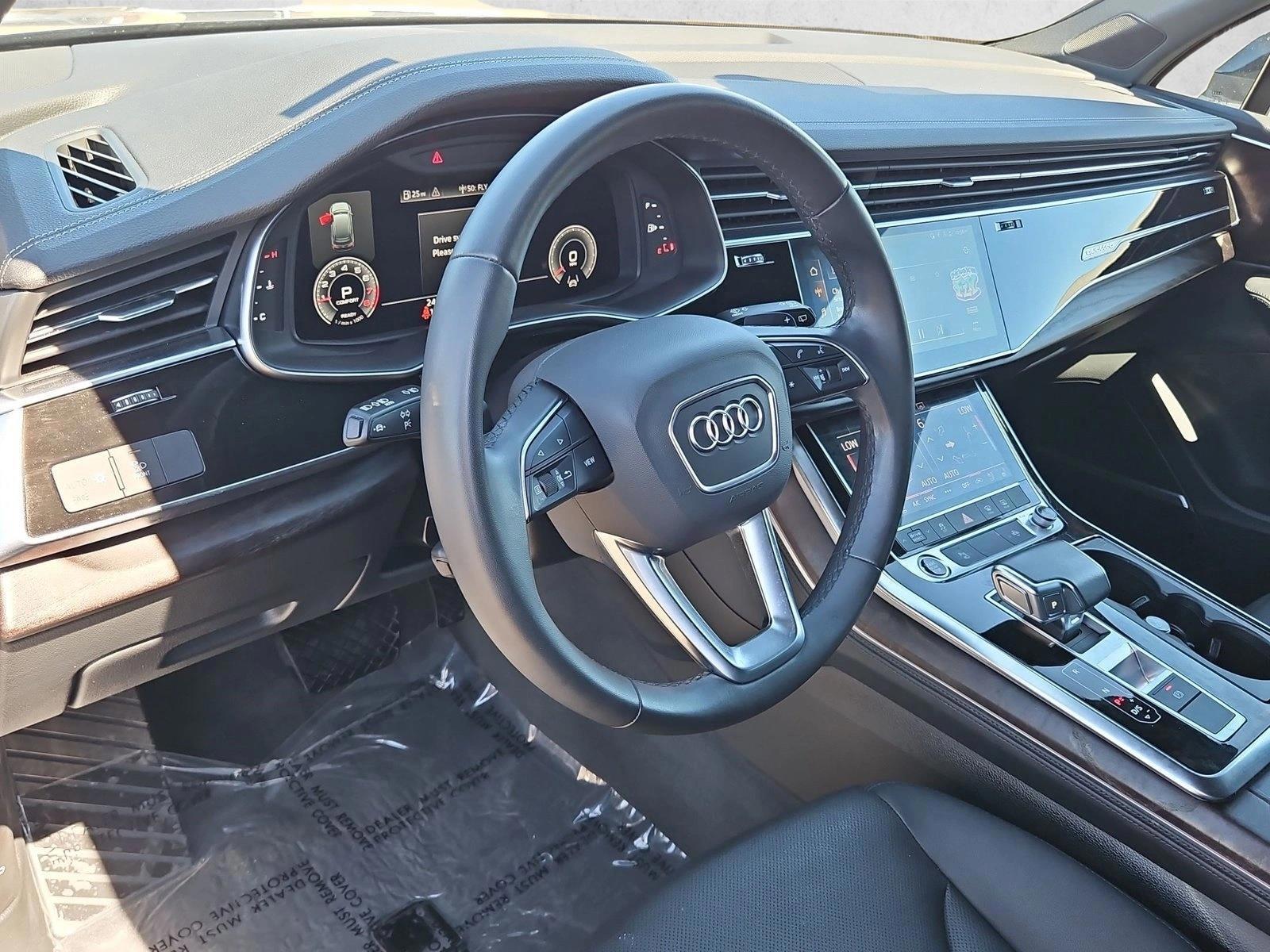 Thumbnail: 2023 Audi Q7 - 3