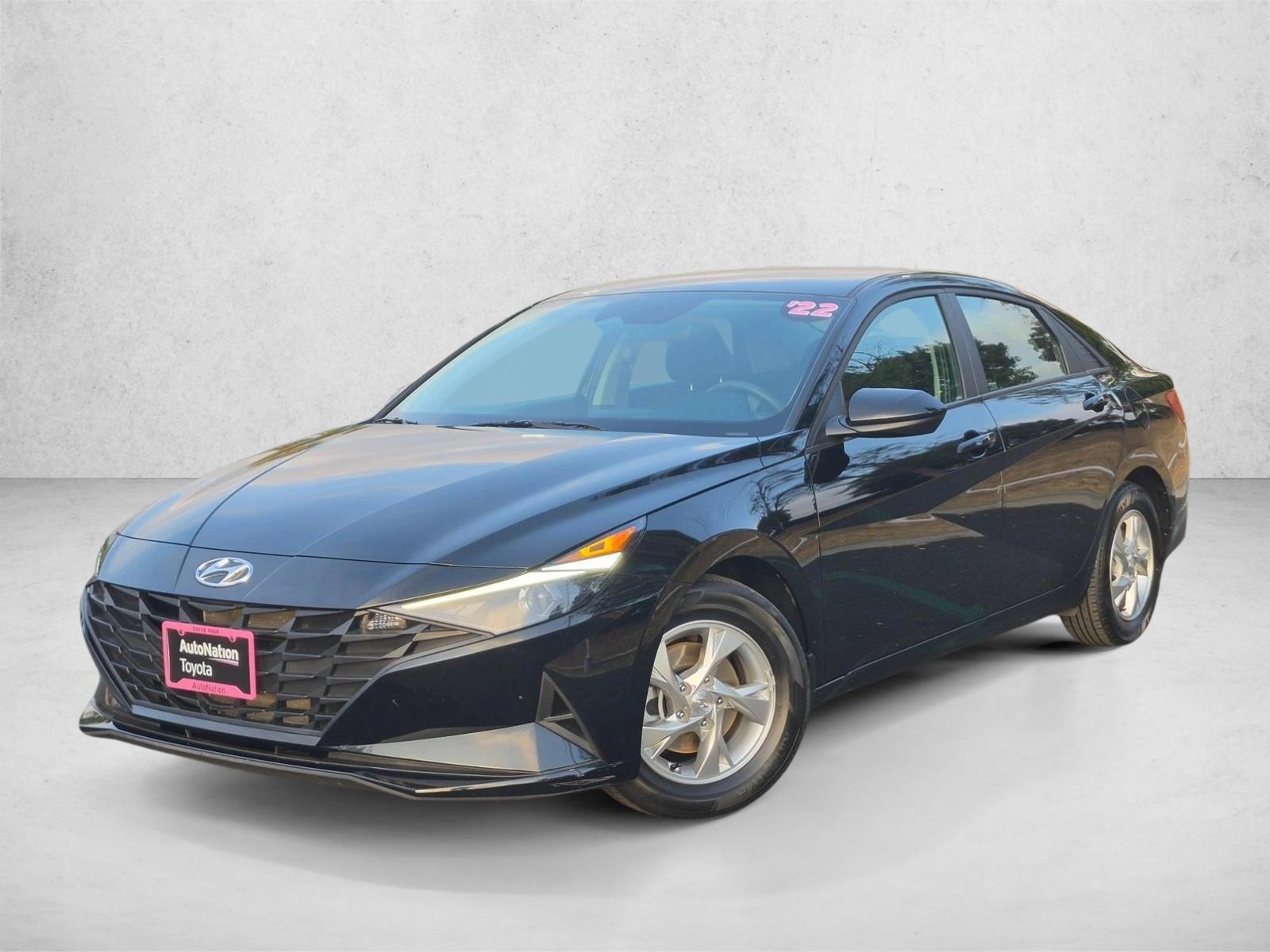 Thumbnail: 2022 Hyundai Elantra - 1